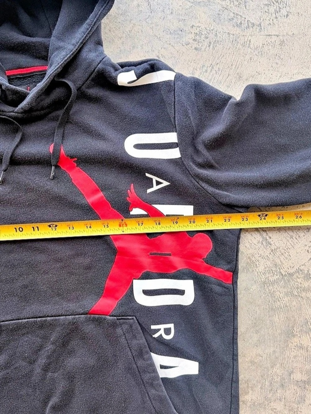 Jordan Jumpman Classics Pullover Hoodie XL Black & Red - Picture 3 of 5